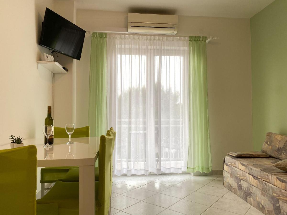 Apartments Pulic Жаборич Екстер'єр фото