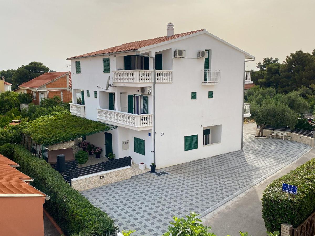 Apartments Pulic Жаборич Екстер'єр фото