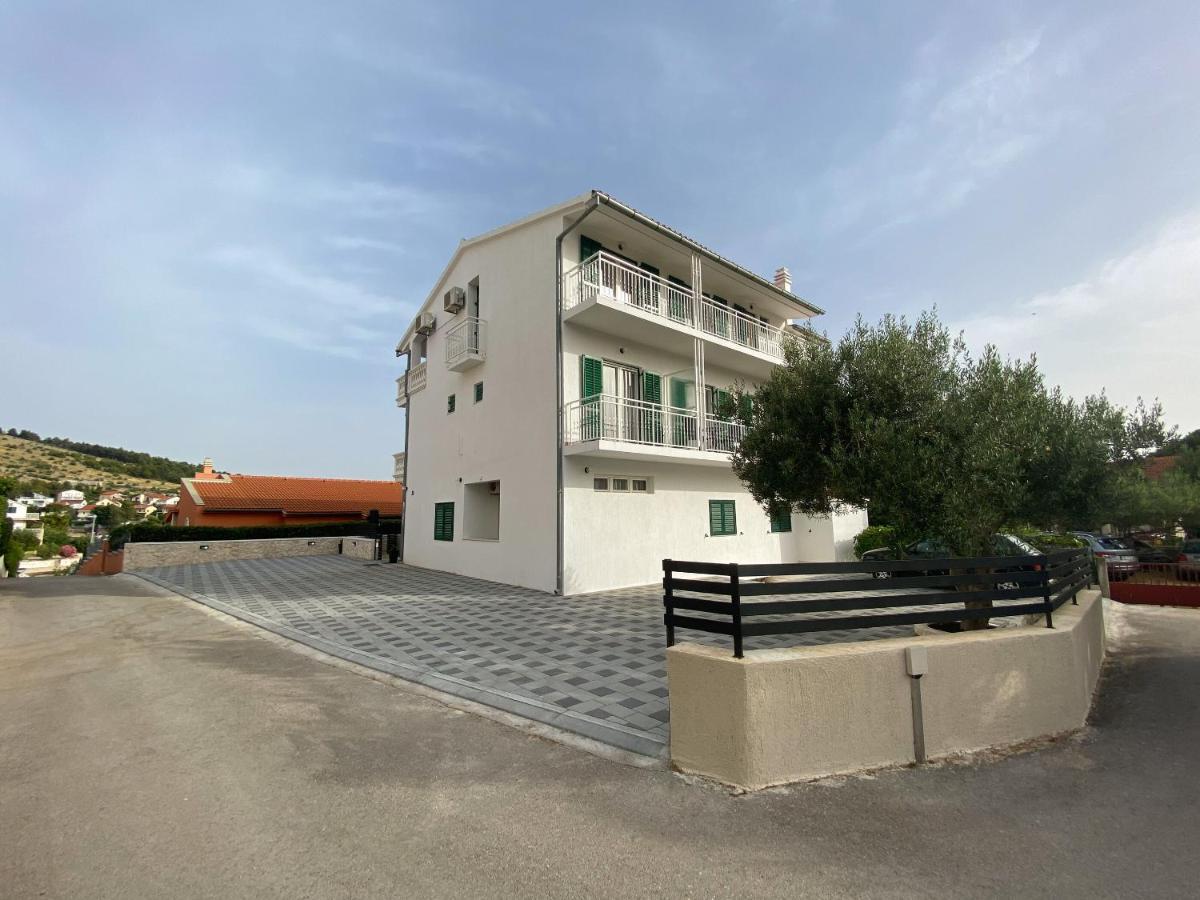 Apartments Pulic Жаборич Екстер'єр фото