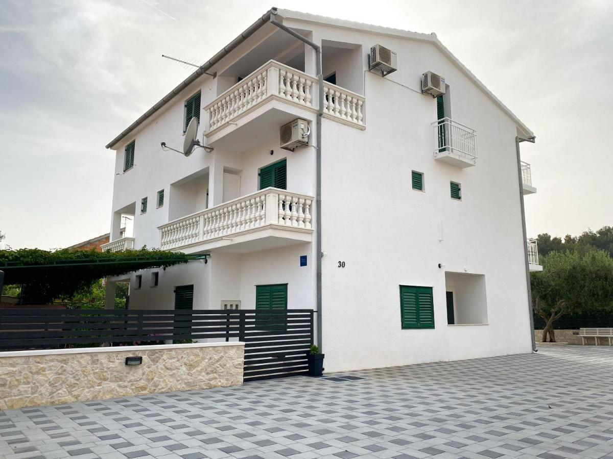Apartments Pulic Жаборич Екстер'єр фото